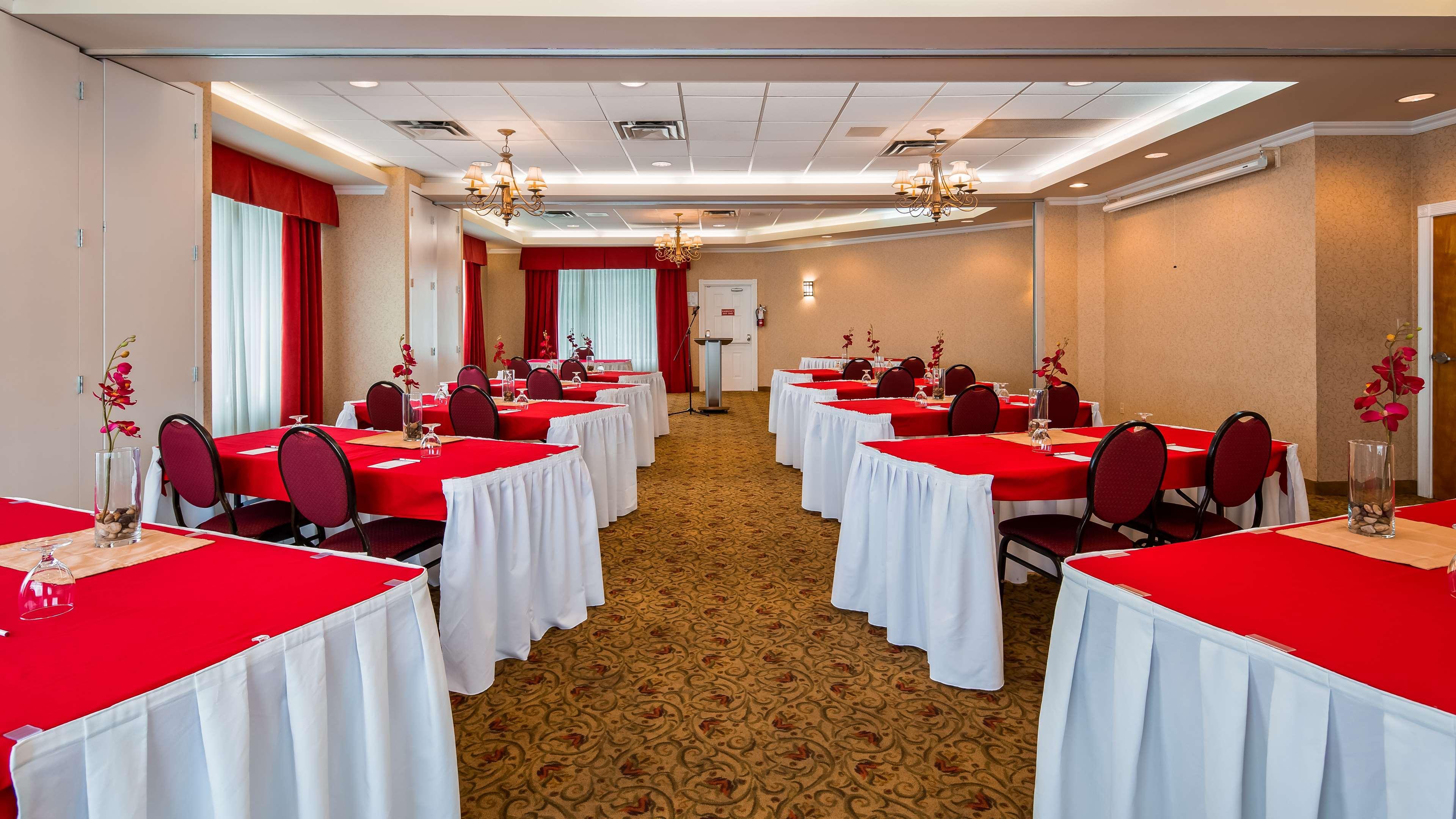 Best Western Plus Regency Inn And Conference Centre Abbotsford Zewnętrze zdjęcie